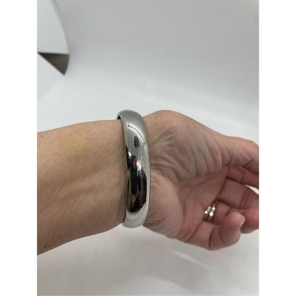 Bundle of 3 Bracelets Costume Jewelry Silver-tone - Picture 9 of 10